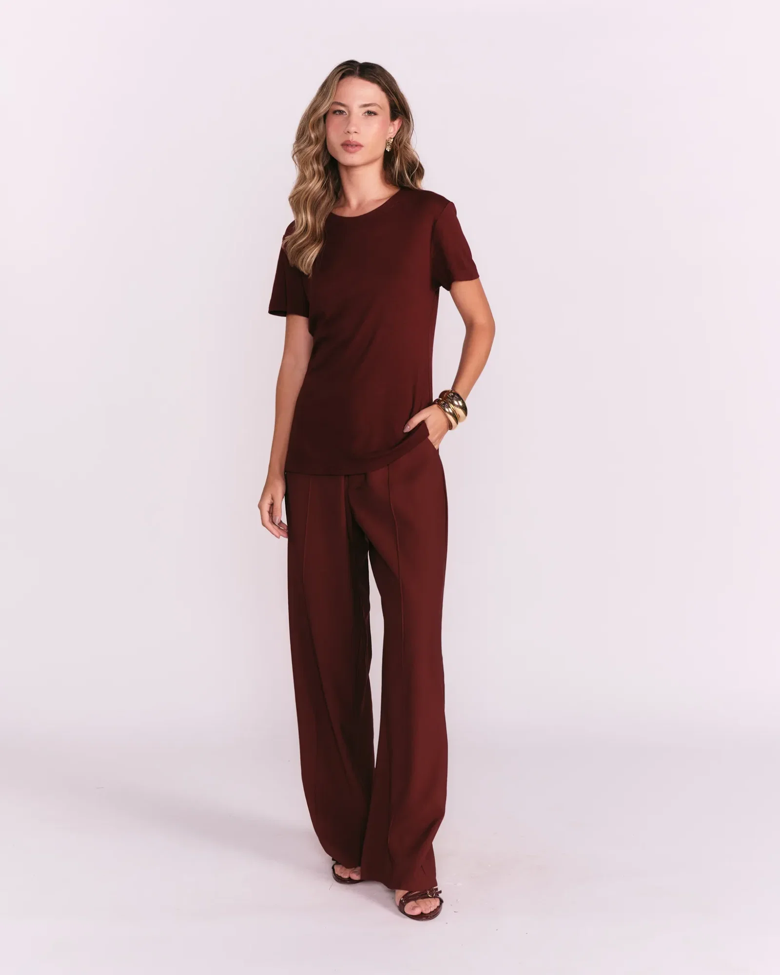 Calça Reta Com Bolsos - Vinho