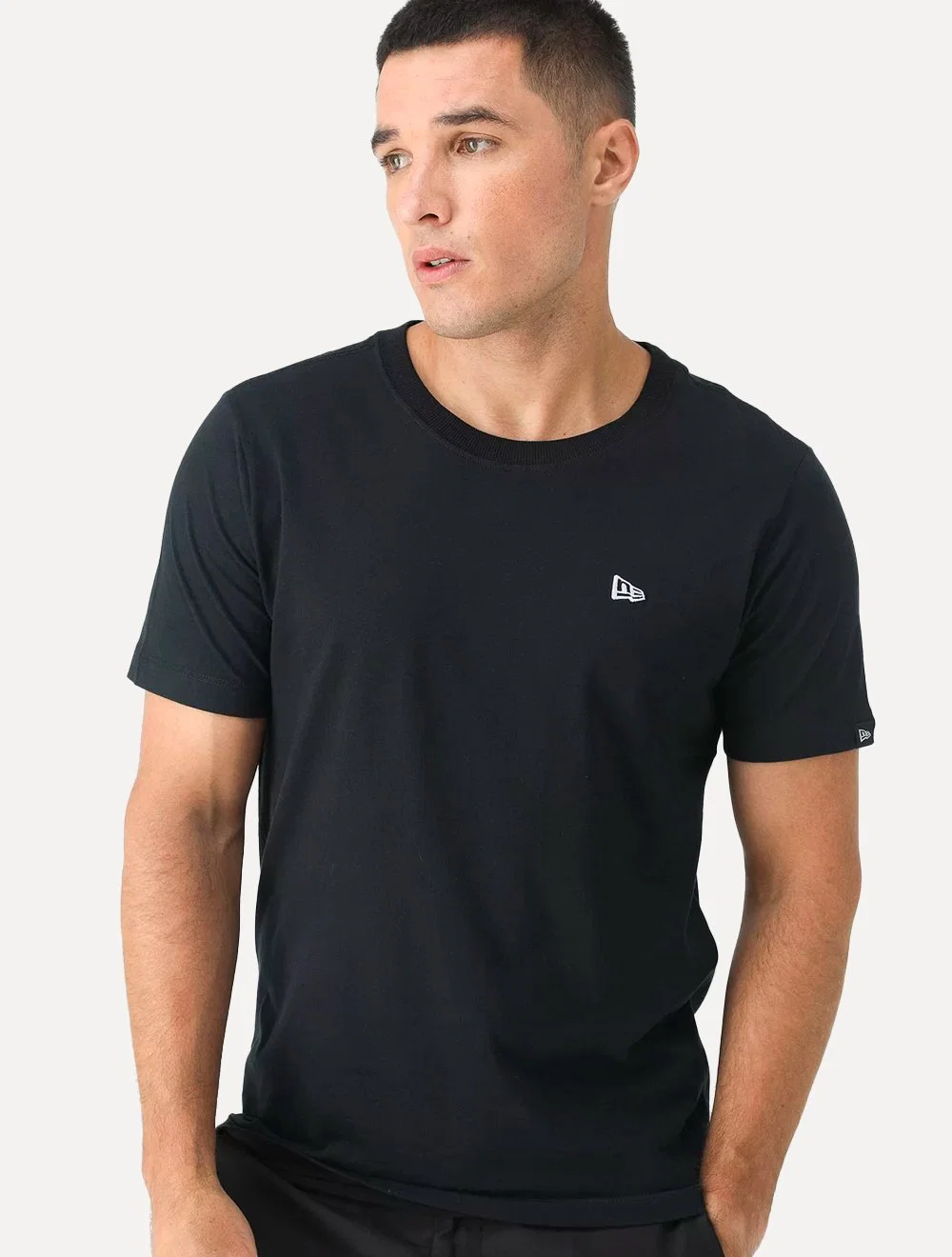 Camiseta New Era Masculina Essentials Tri Preta
