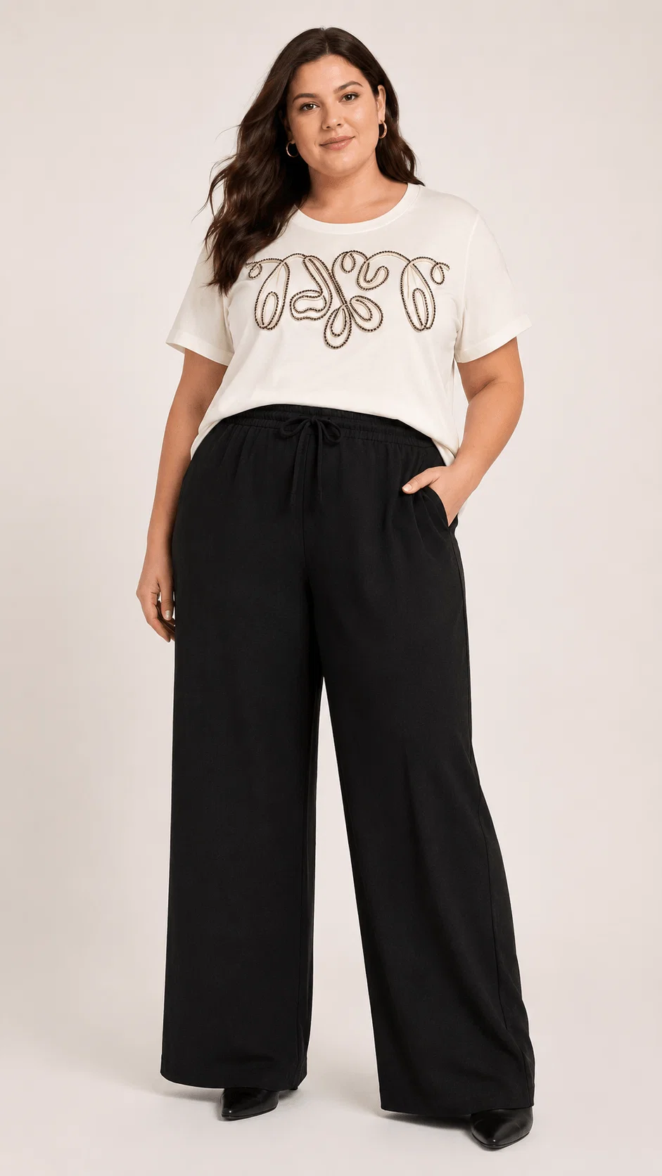 Blusa Manga Curta Bordado Conceitual - Branco — imagem 1