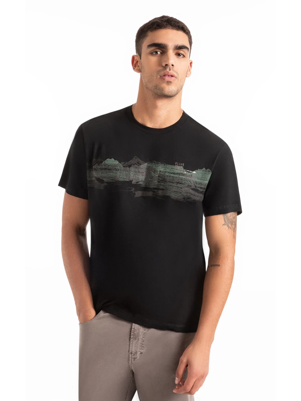 T-Shirt Mountain Range Classic Preto