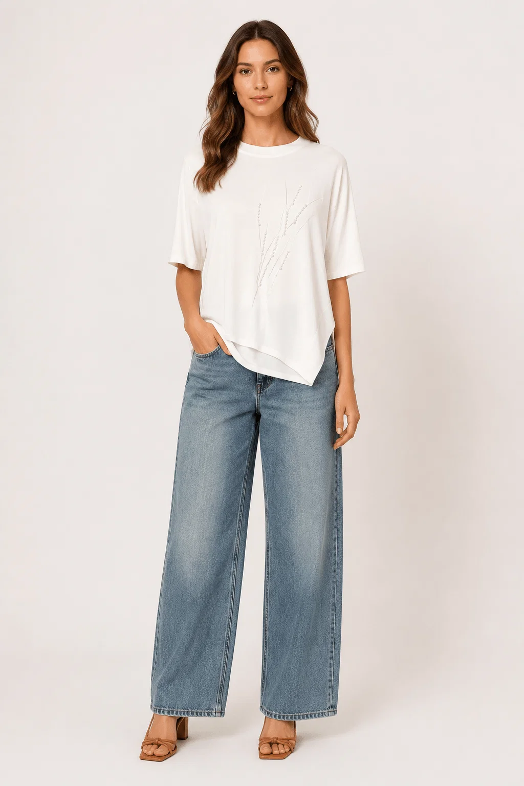 Blusa Ampla Bordado Pérolas - Off White