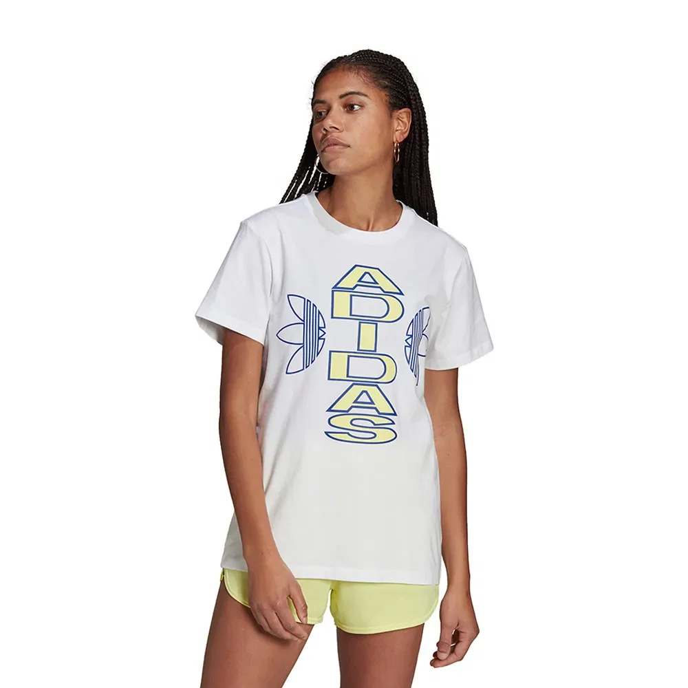 Camiseta Adidas Loose Feminina — imagem 1