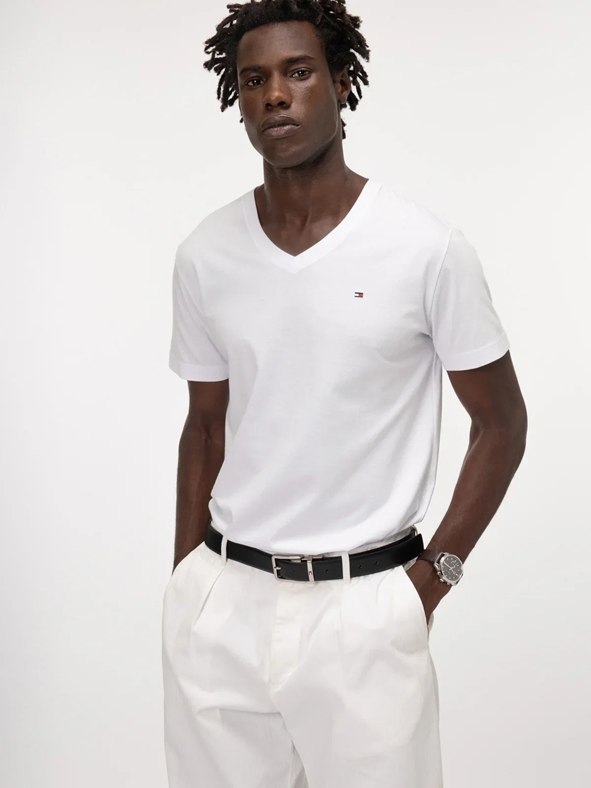 Camiseta Clássica TOMMY HILFIGER Gola V — imagem 1