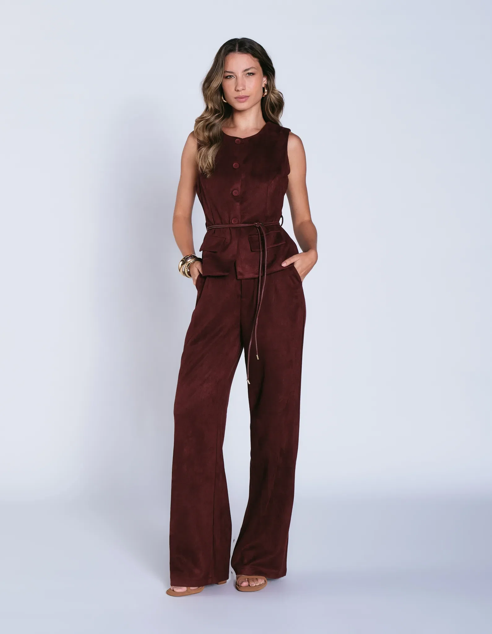 Calça Pantalona Bolsos Faca - Vinho — imagem 1