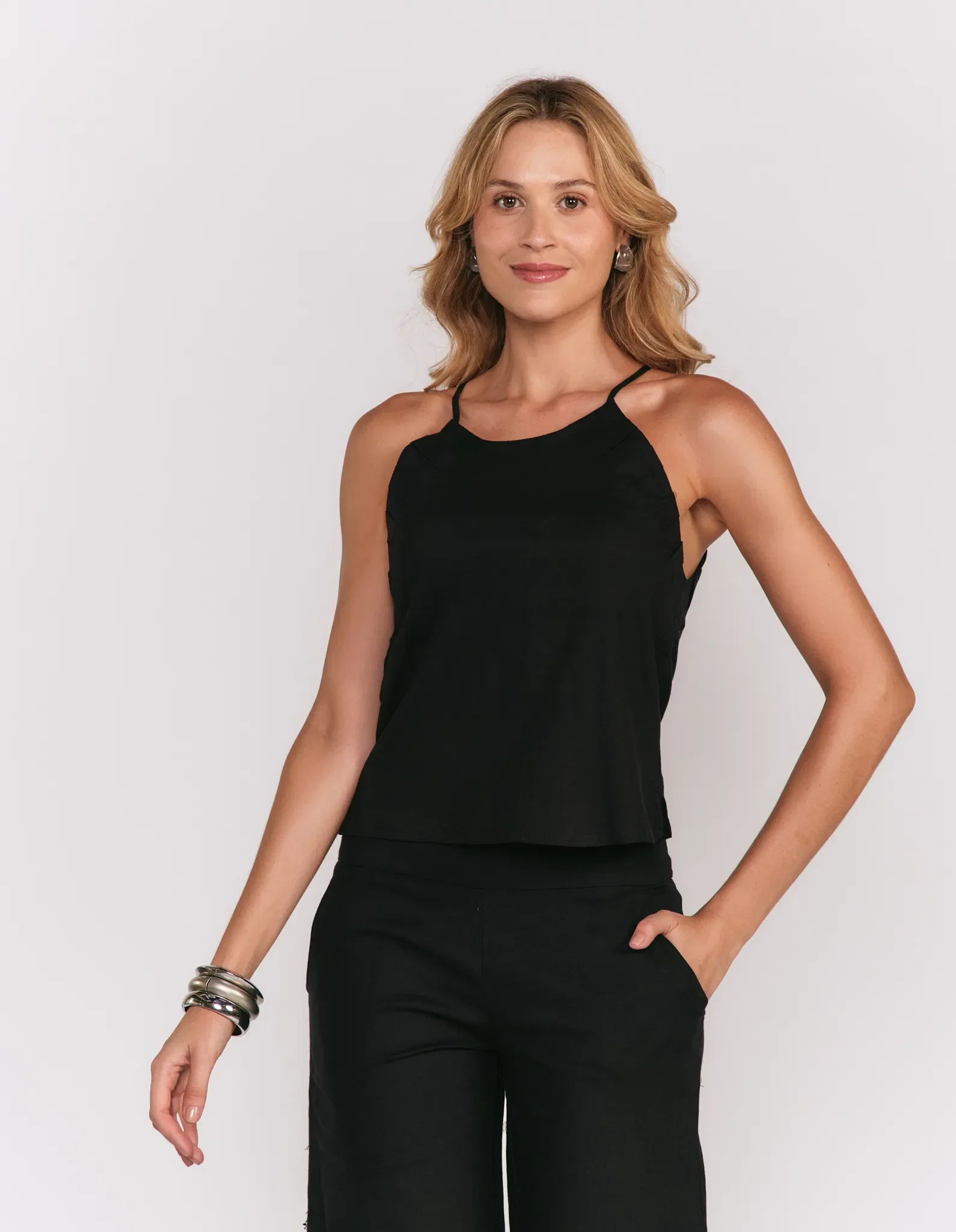 Blusa Decote Halter Dobraduras - Preto