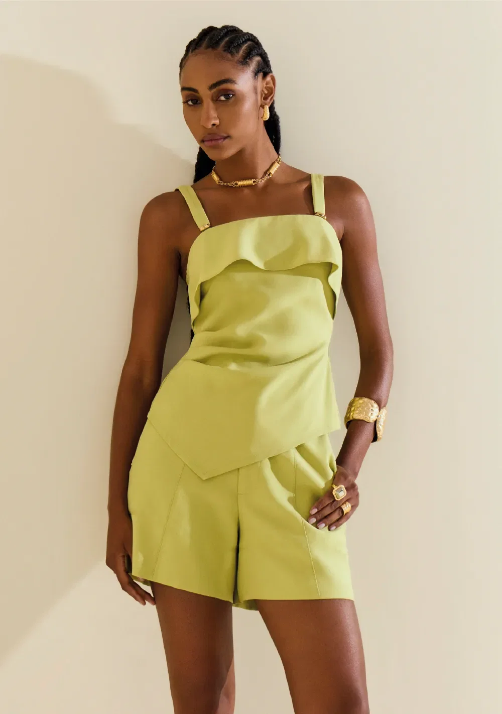 Shorts Morena Rosa Reto Alta Verde — imagem 1