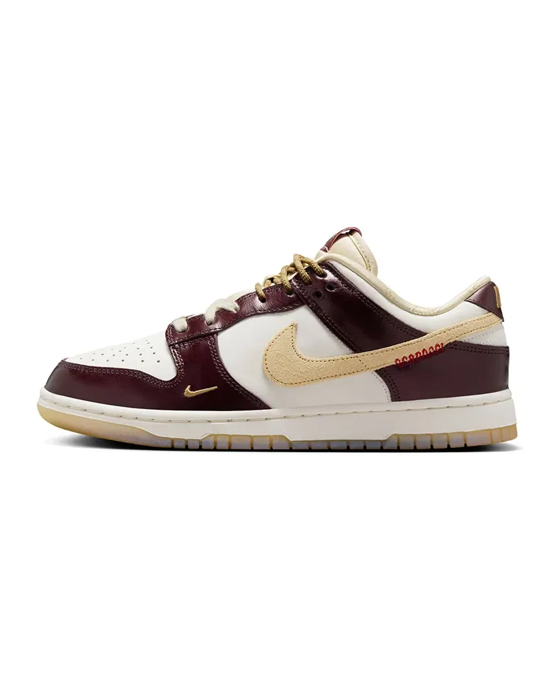 Tênis Nike Dunk Low LX Feminino