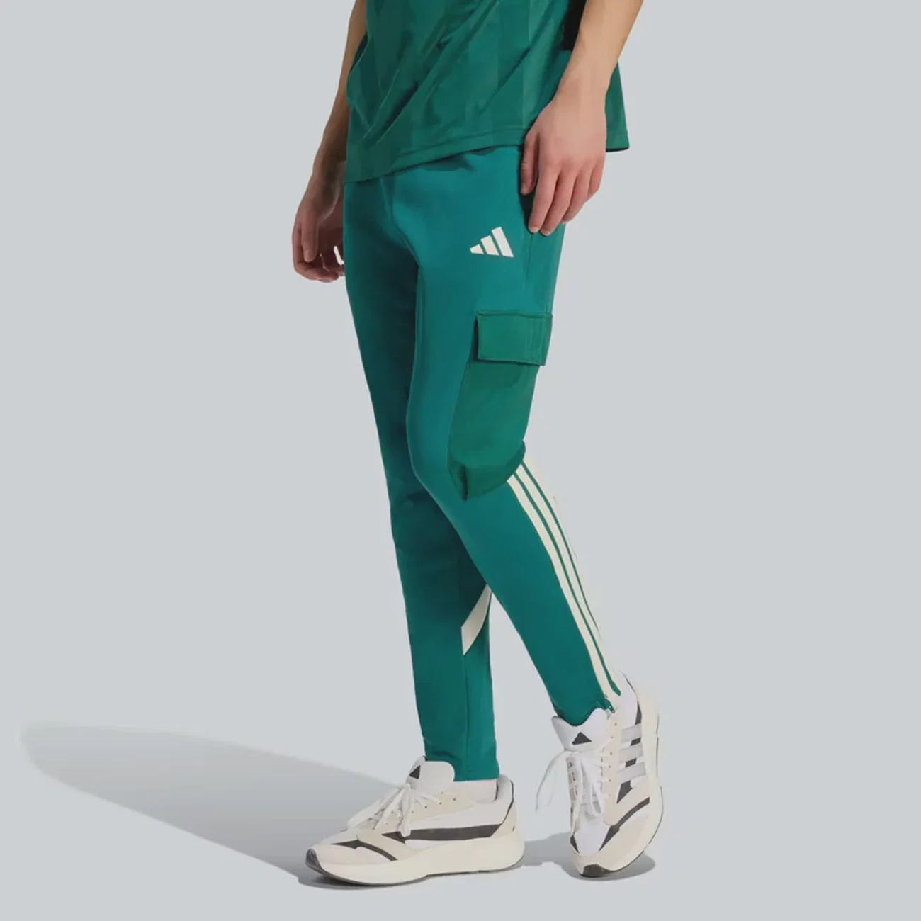 Calça Adidas Tiro Cargo PT Masculina