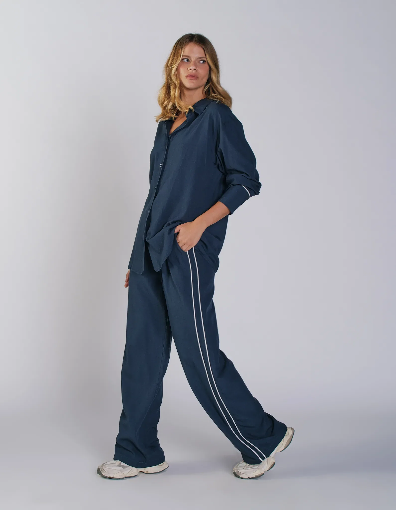 Calça Pantalona Vivos Duplo - Azul Marinho — imagem 1