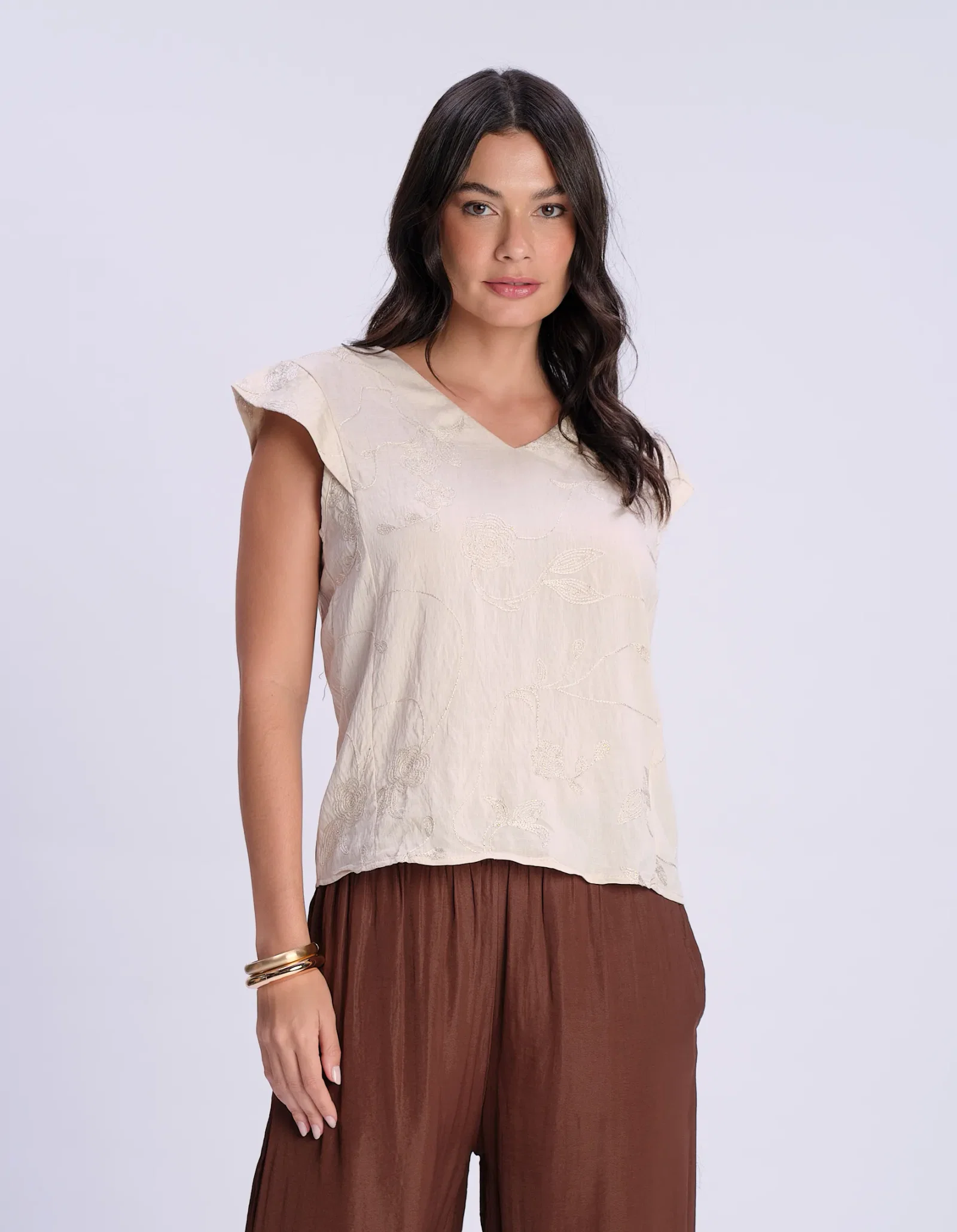 Blusa Manga Japonesa Bordada Linha Flor - Areia — imagem 1