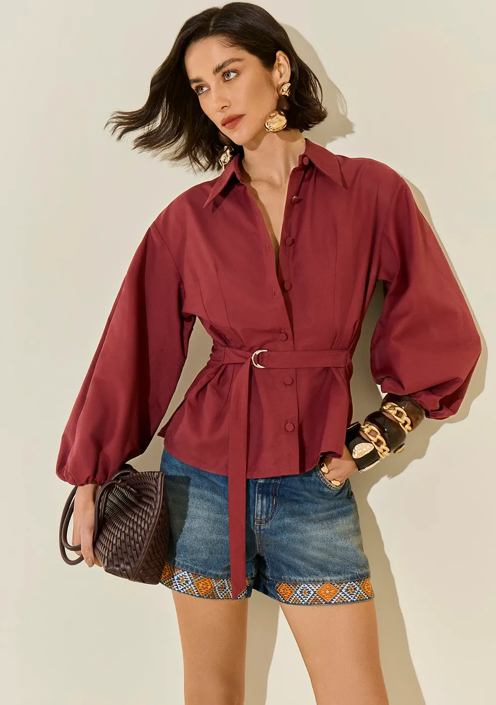 Camisa Morena Rosa Ajustada Gola Clássica Manga Longa Padrão Bordo