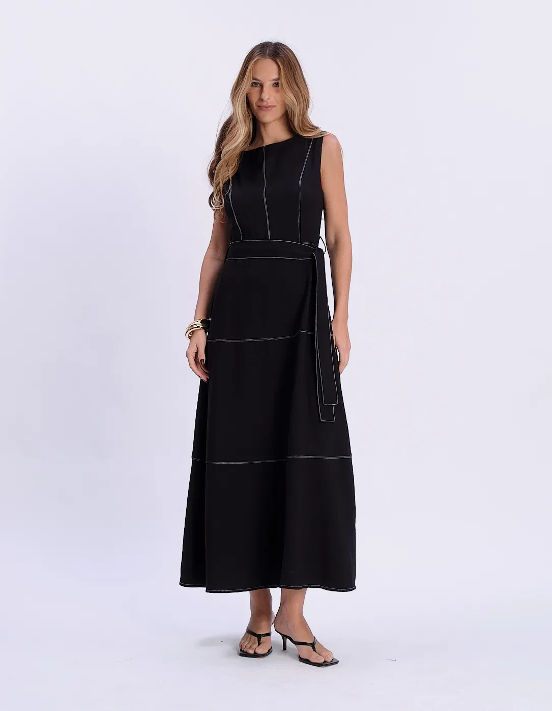 Vestido Longo Pesponto Contrastante - Preto