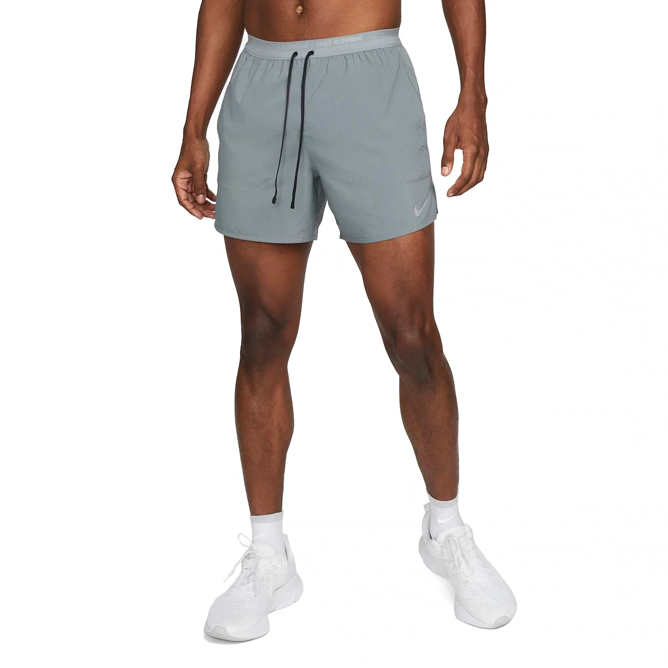 Bermuda Nike Dri-FIT 5in Stride Masculina — imagem 1