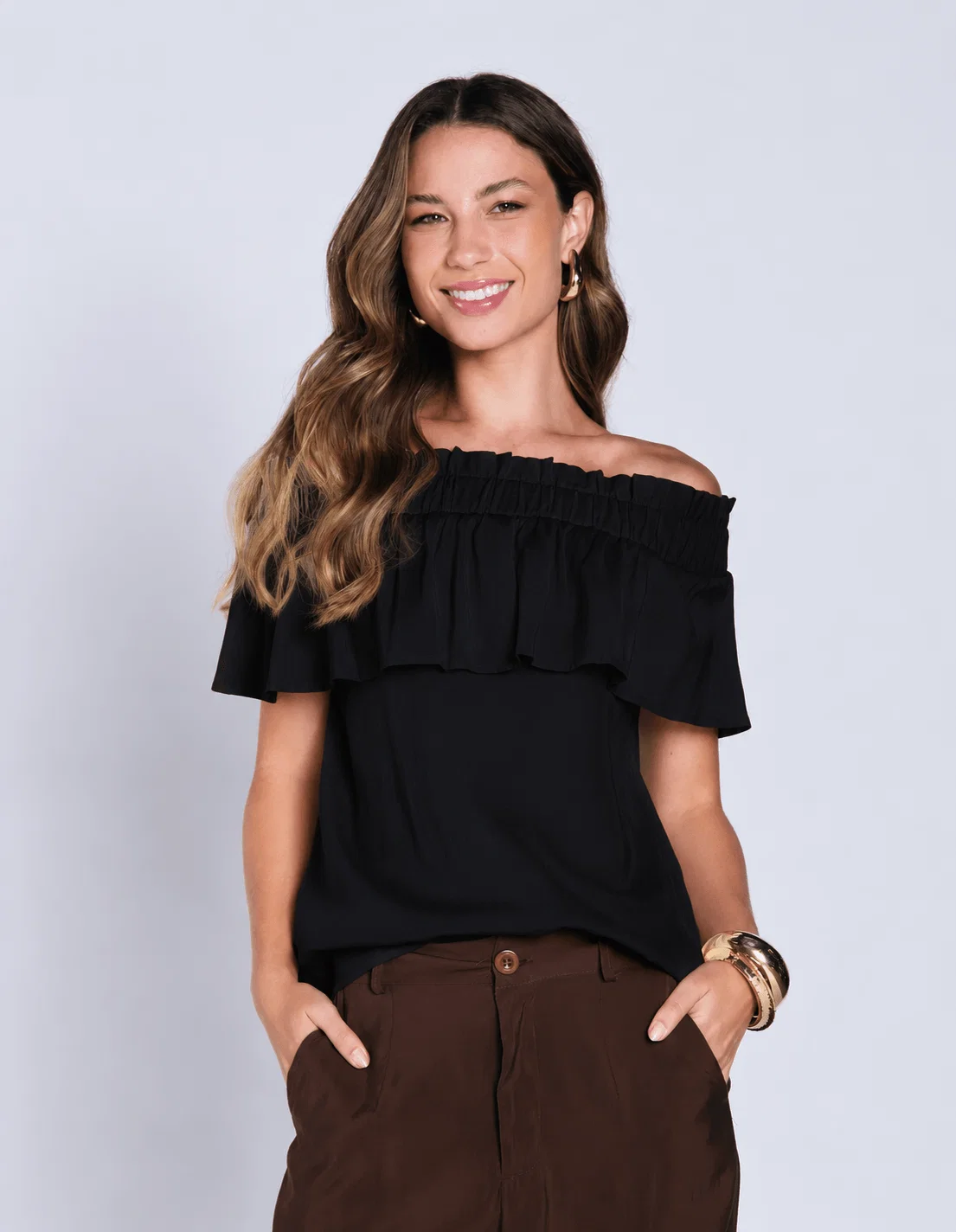 Blusa Ombro a Ombro Babados - Preto — imagem 1
