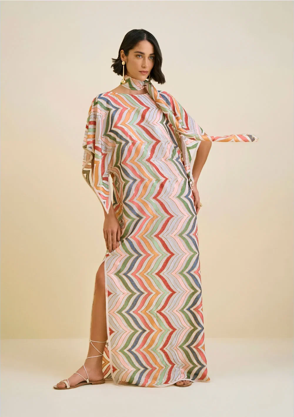 Vestido Morena Rosa Longo Decote Redondo Com Faixa Rosa — imagem 1
