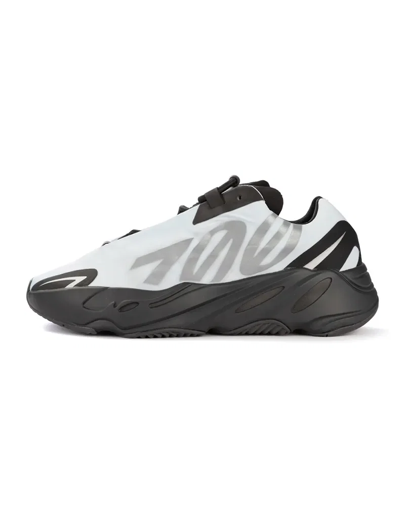 Tênis adidas Yeezy 700