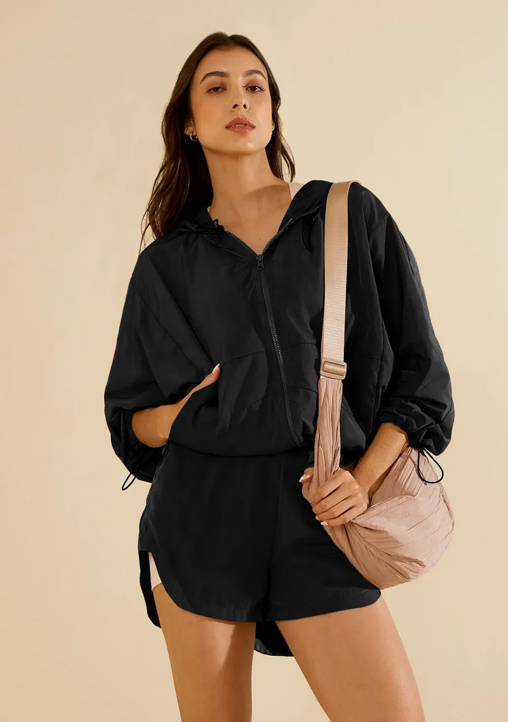 Jaqueta Morena Rosa Oversized Manga Longa Padrão Preto