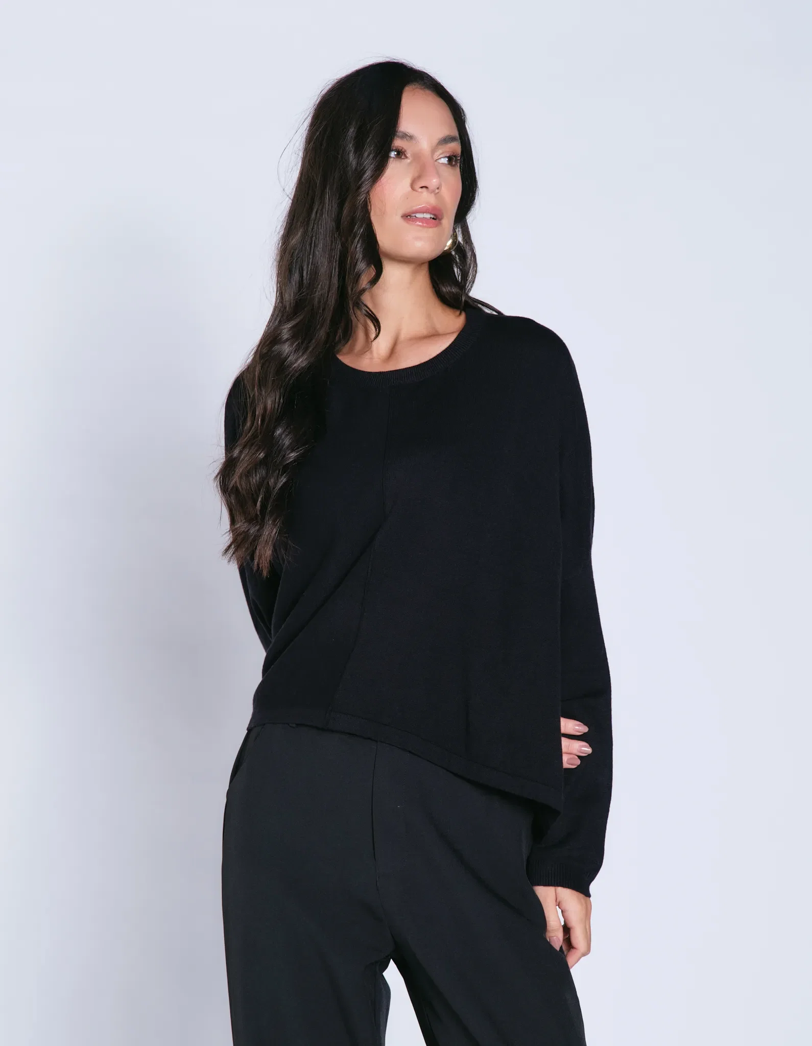 Blusa Manga Longa Decote Canoa - Preto — imagem 1