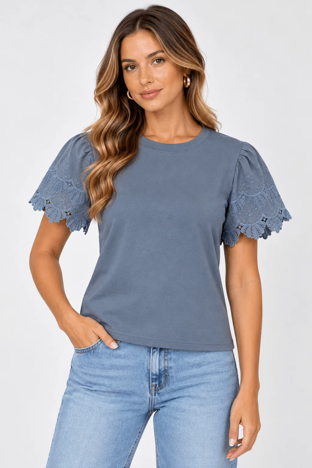 Blusa Manga Curta Renda Barrada - Azul Claro