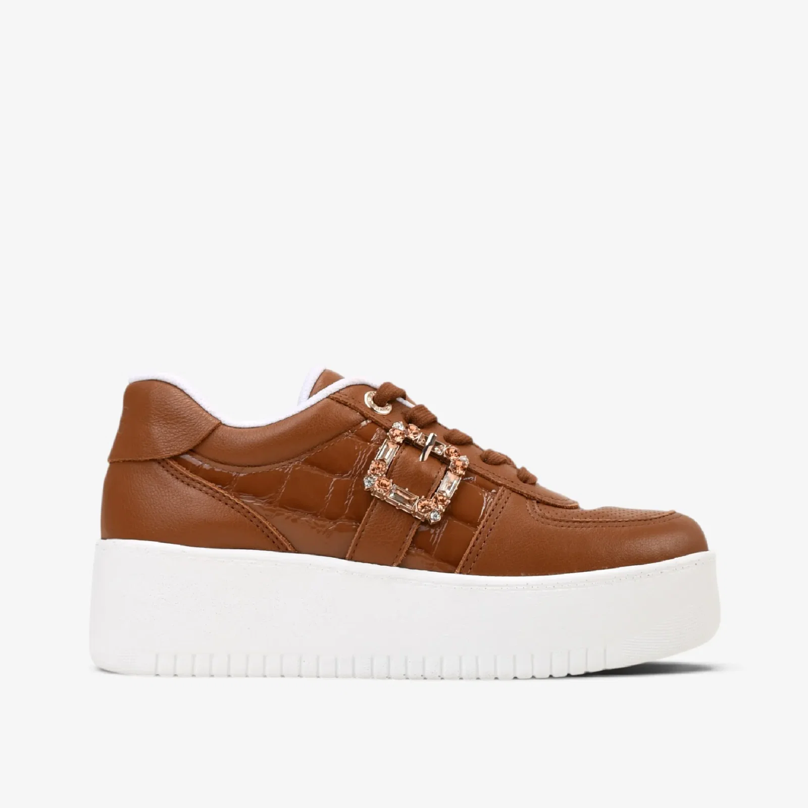 Tênis Caramelo Mascavo Fivela Couro Croco — imagem 1