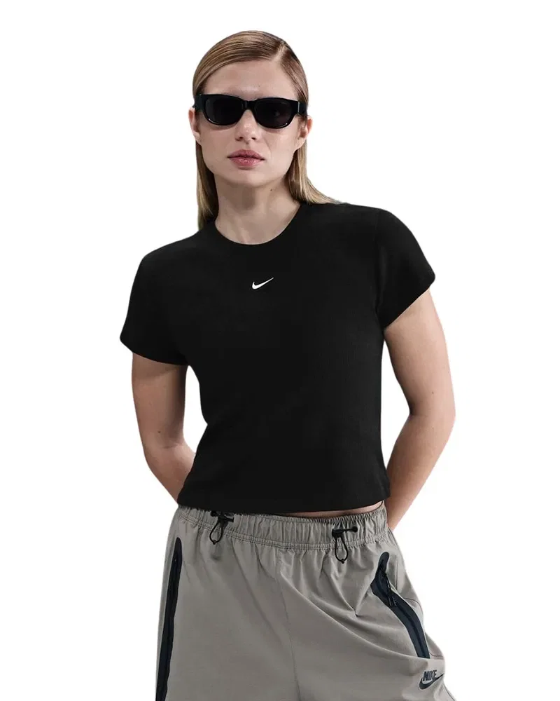 Camiseta Nike Sportswear Feminina — imagem 1