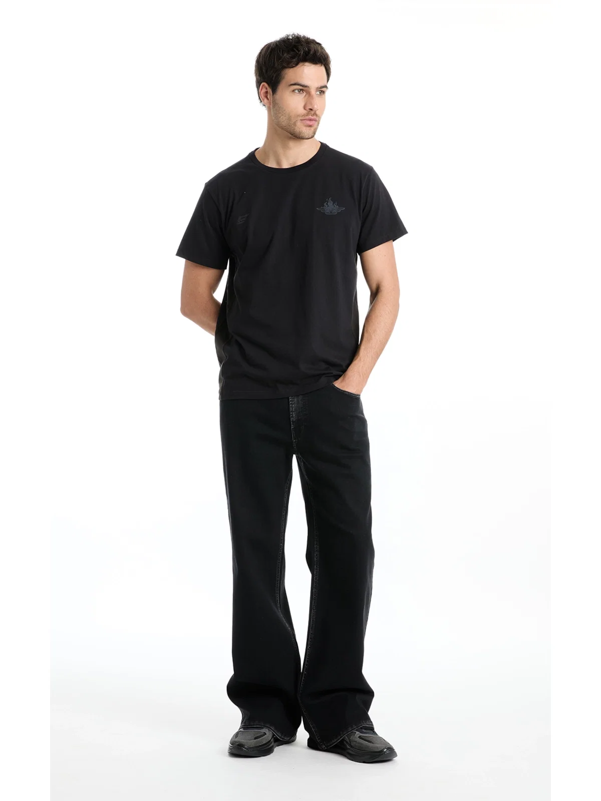 Calça First Black Flare Lav.Black — imagem 1