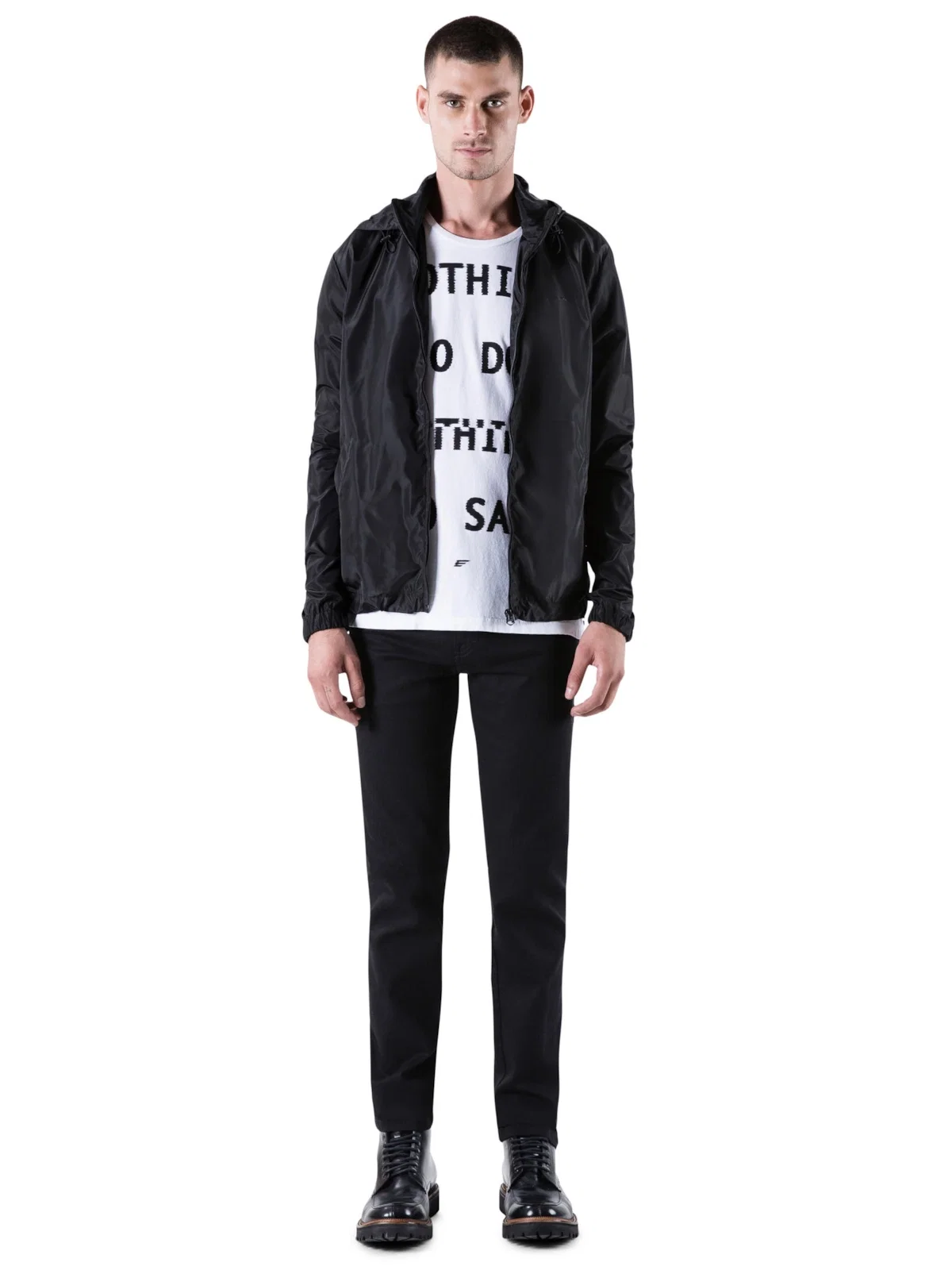 Jaqueta Light Nylon Windbreaker Preto — imagem 1