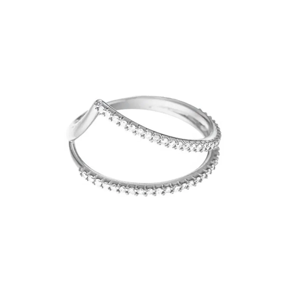 Anel Silhueta em Ouro Branco 18k com Diamantes — imagem 1