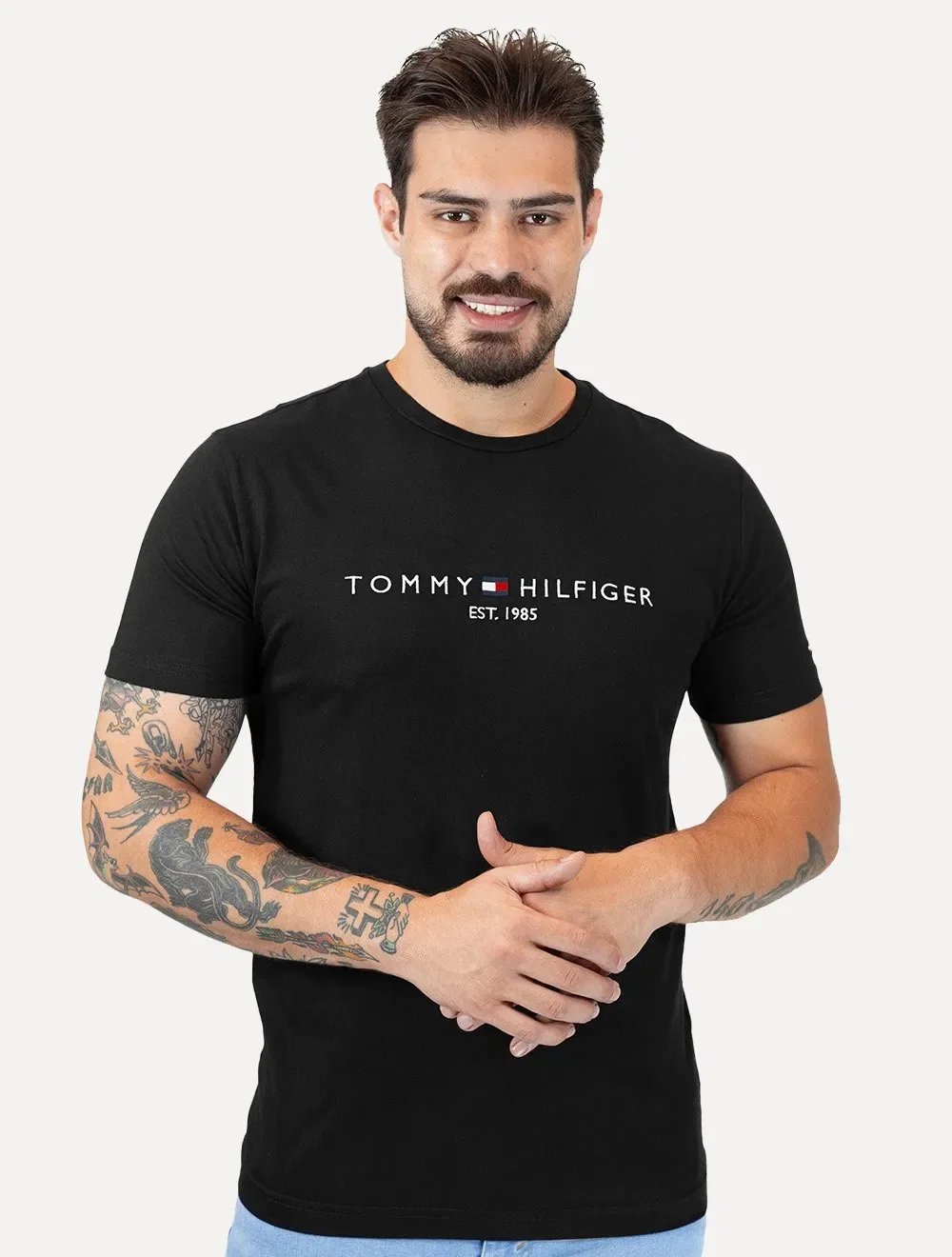 Camiseta Tommy Hilfiger Masculina Core Logo Tee Preta — imagem 1