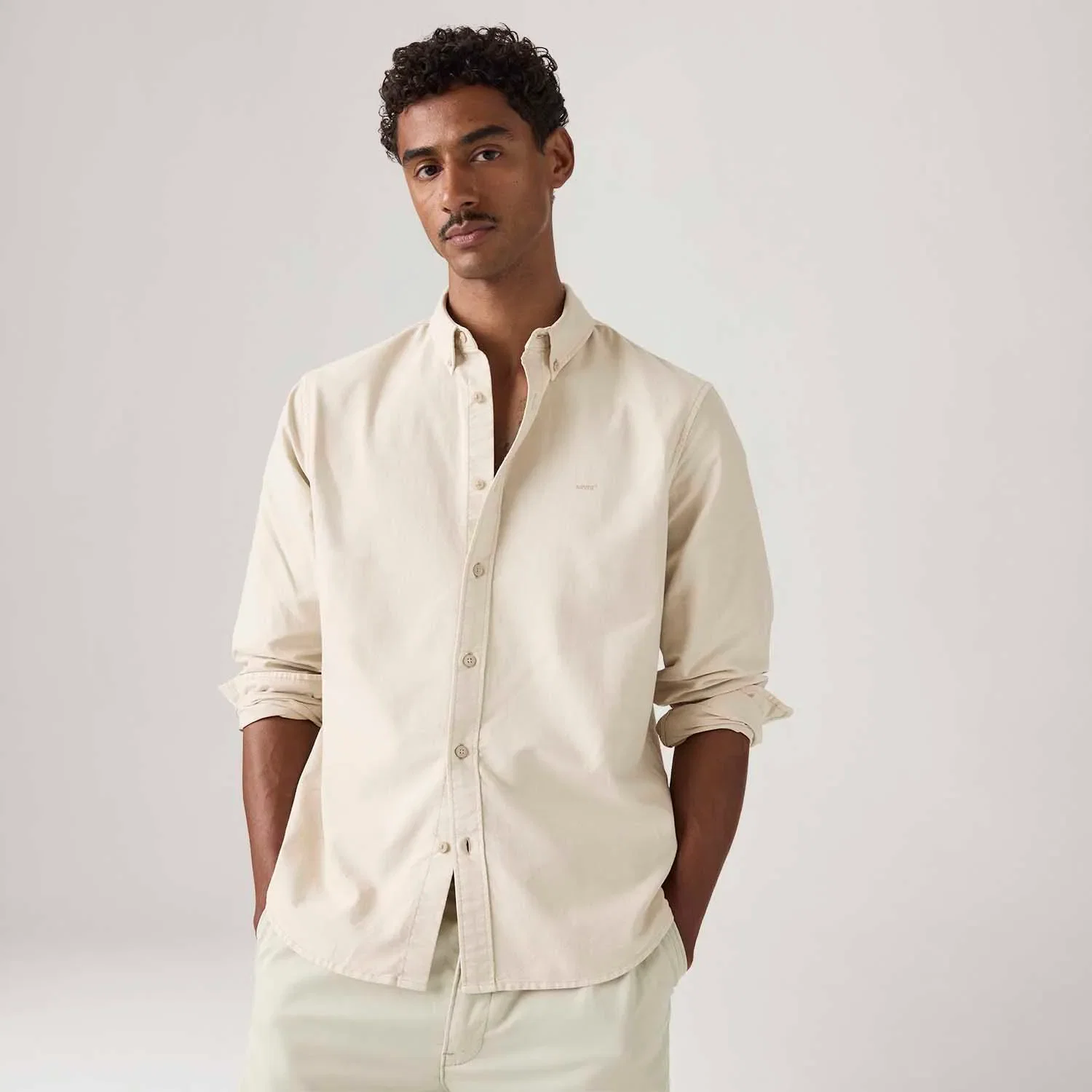 Camisa Levi's® Authentic Button Down Off White Manga Longa — imagem 1