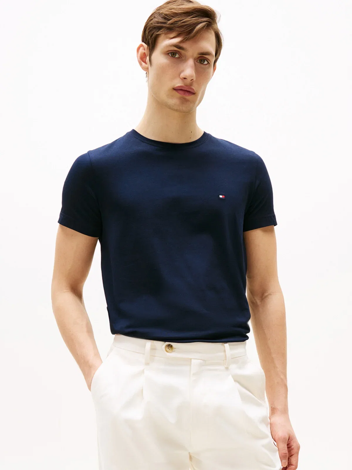 Camiseta Clássica Gola C Slim — imagem 1
