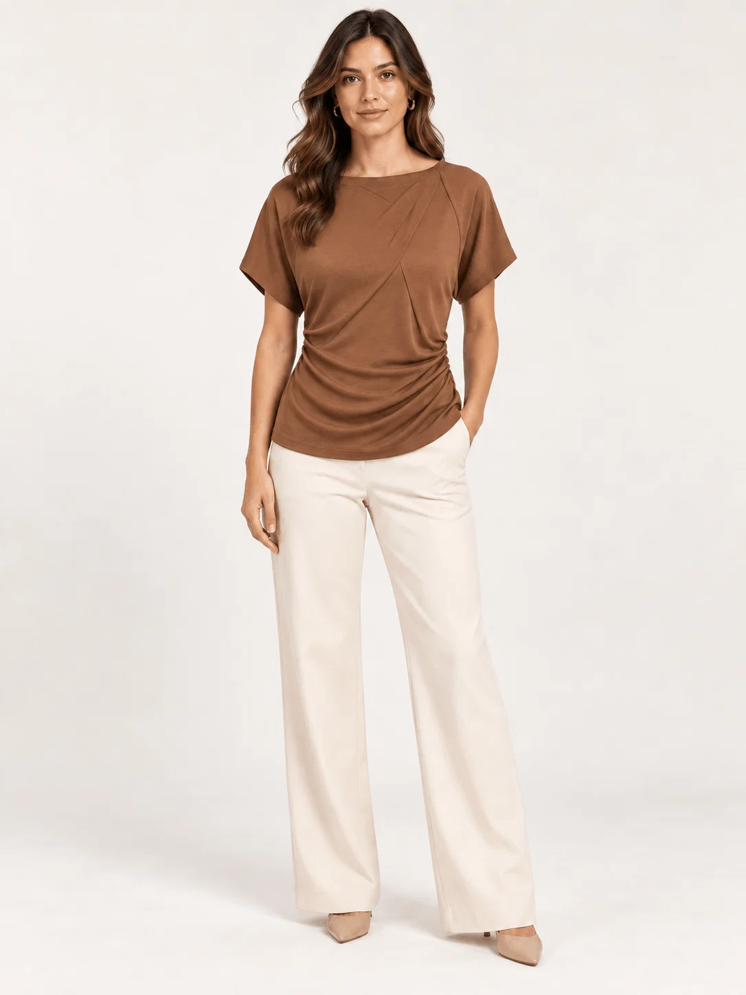 Blusa Decote Degagê Drapeado Lateral - Marrom