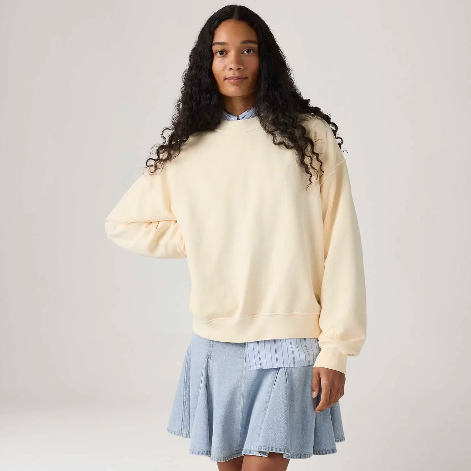 Moletom Levi's® Boxy Crewneck French Terry Amarelo Claro — imagem 1