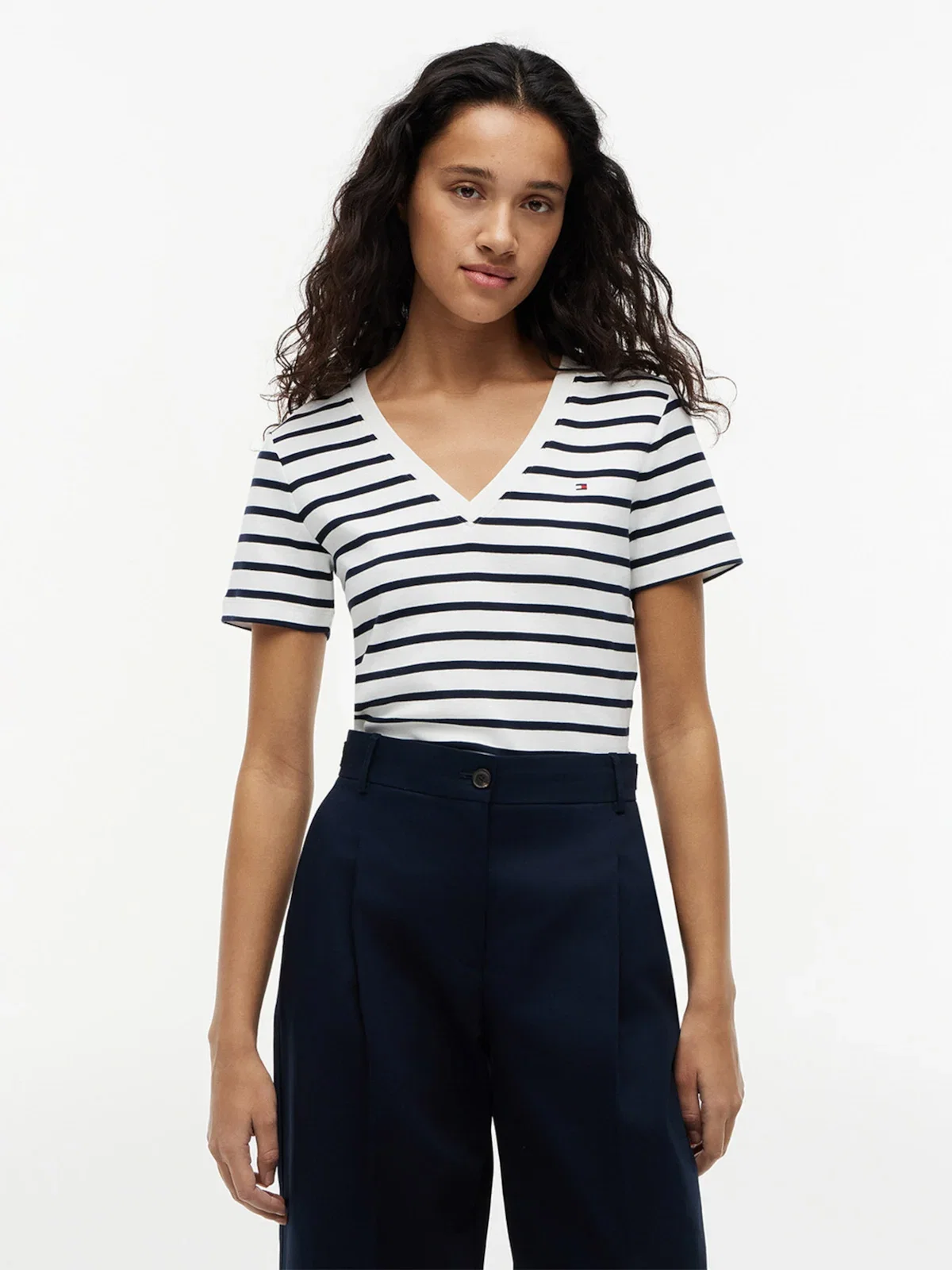Camiseta Listrada Gola V