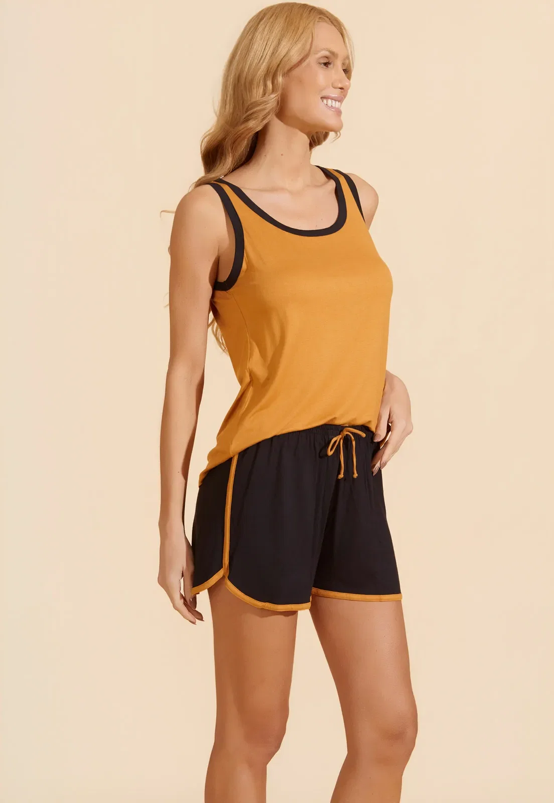 Pijama Regata com Shorts Curto de Viscose Stretch