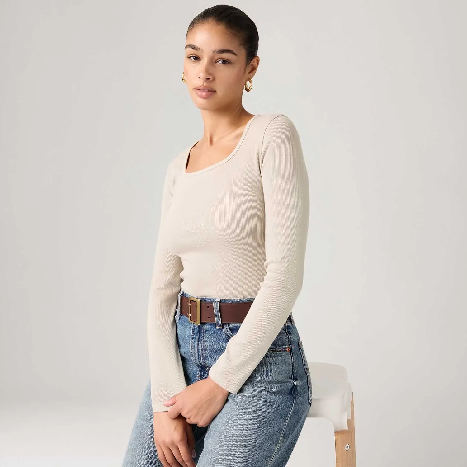 Blusa Levi's® Essential Bege Manga Longa — imagem 1