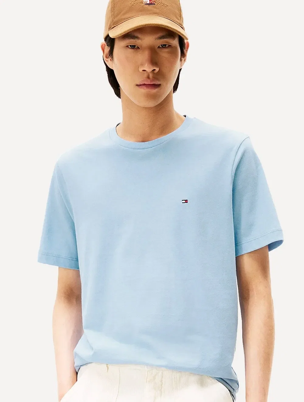 Camiseta Tommy Hilfiger Masculina Essential Cotton Azul Céu — imagem 1